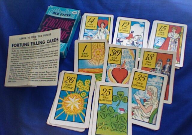 Discover Tarot Cards by Listening